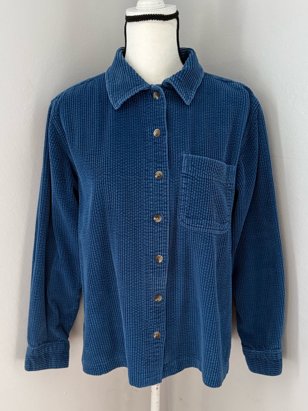 L.L. Bean Wide Wale Corduroy Shacket Shirt Button Down Women's Blue Medium - Picture 7 of 7